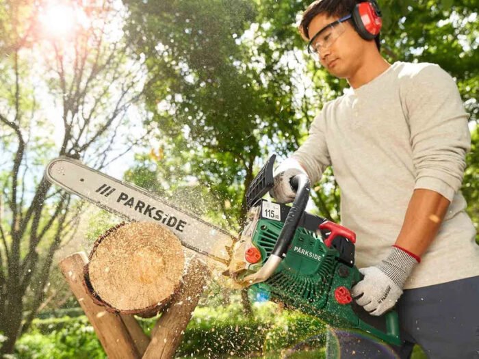 PARKSIDE® 2-STROKE GASOLINE CHAINSAW - Image 2